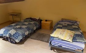 Chambre Simple Proche Aeroport